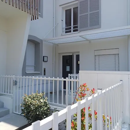 Cap Ocean-10 By Interhome *